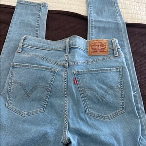 Levi's Women's Mike high super skinny